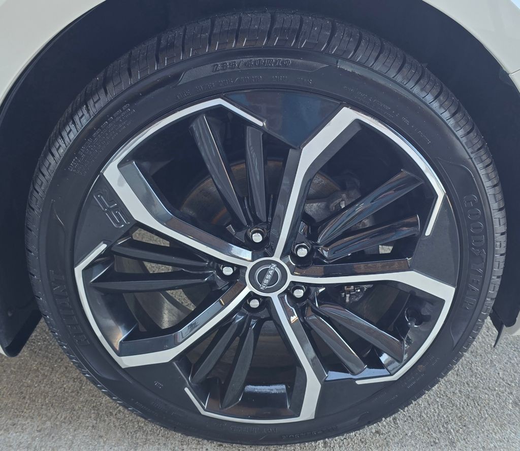 2023 Nissan Altima Image 15