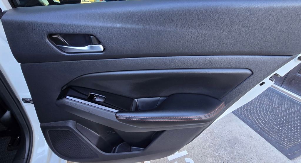 2023 Nissan Altima Image 37