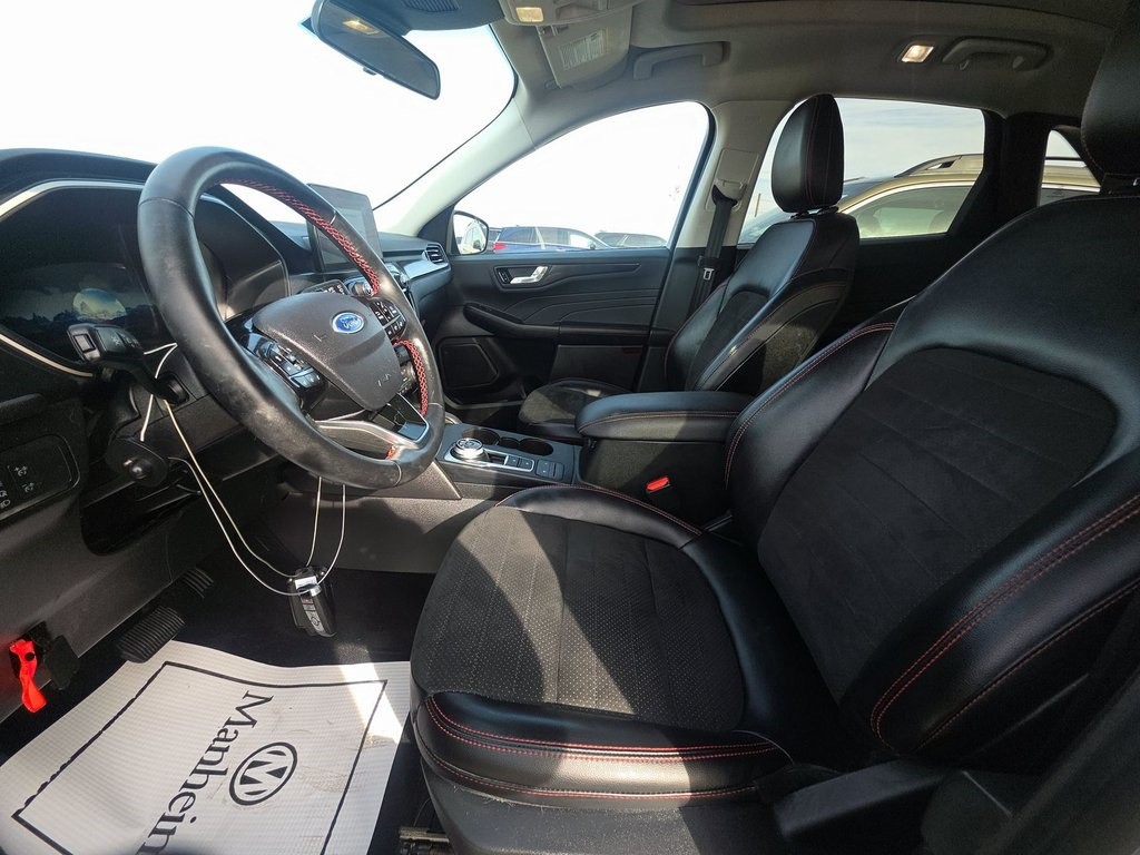 2022 Ford Escape Image 5