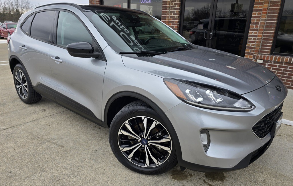 2022 Ford Escape Image 3