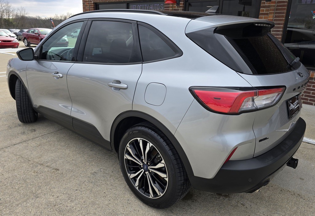 2022 Ford Escape Image 6