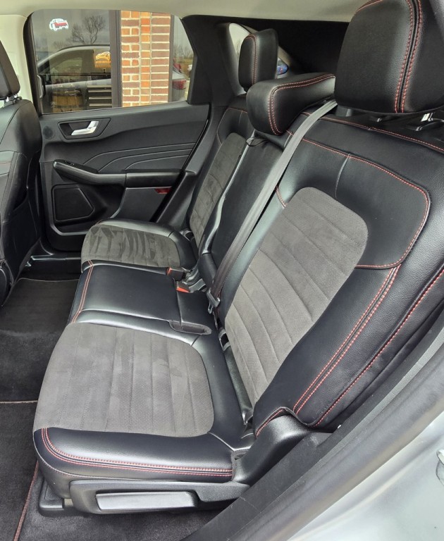 2022 Ford Escape Image 36