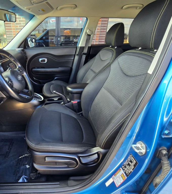 2016 Kia Soul Image 17
