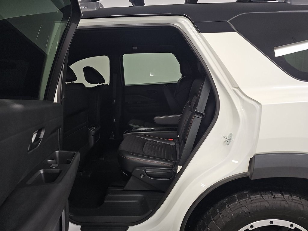 2023 Nissan Pathfinder Image 8