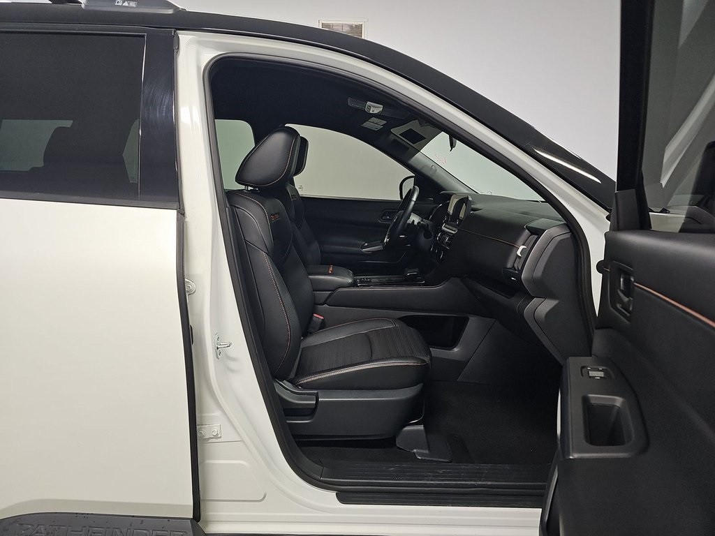 2023 Nissan Pathfinder Image 10