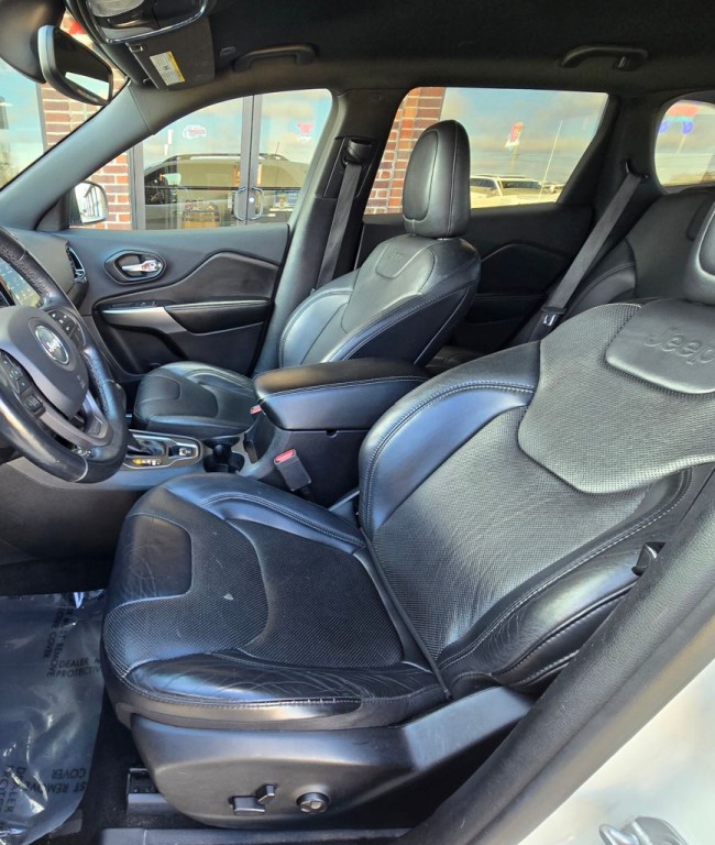 2019 Jeep Cherokee Image 18