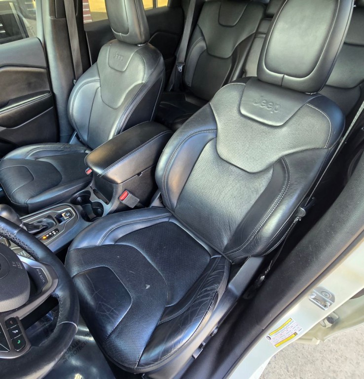 2019 Jeep Cherokee Image 19