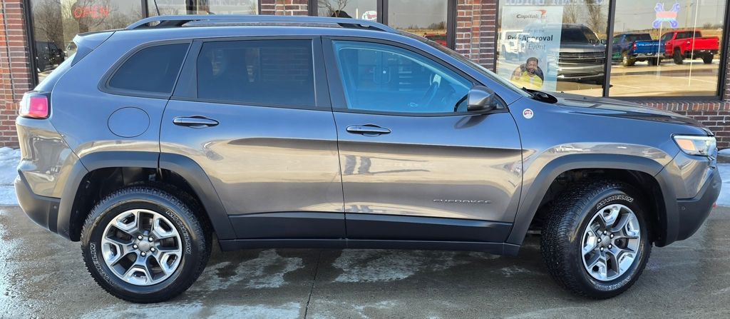 2019 Jeep Cherokee Image 5