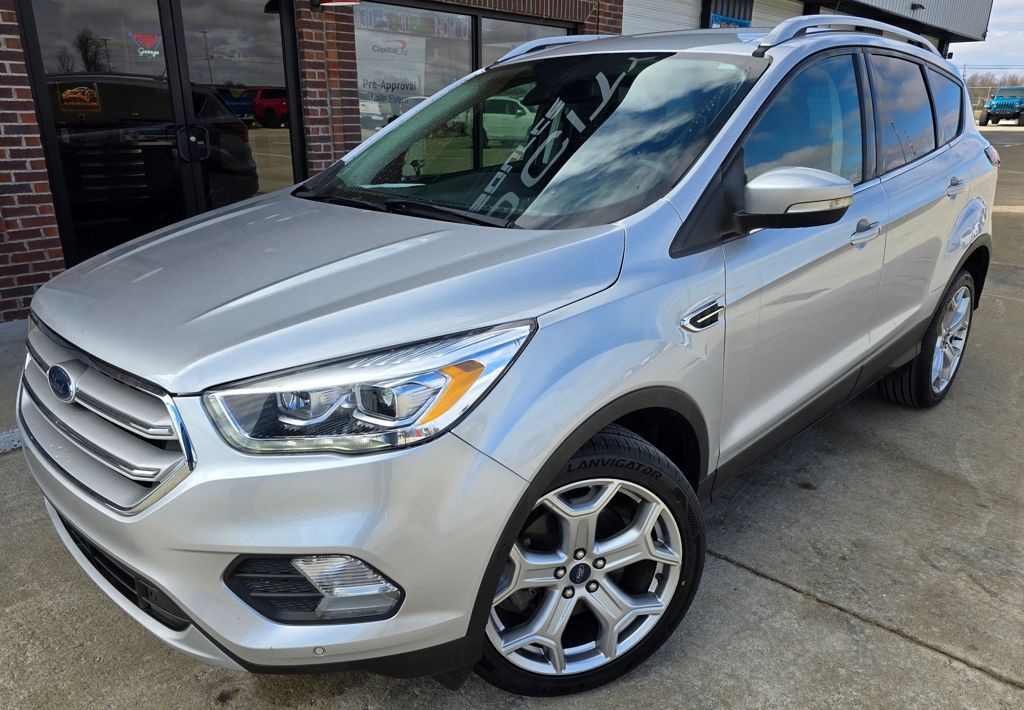 2019 Ford Escape Image 2