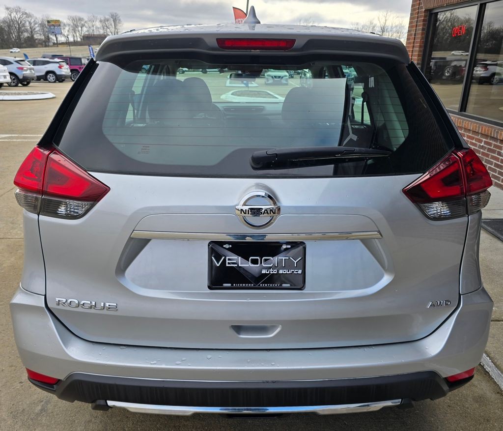 2019 Nissan Rogue Image 8