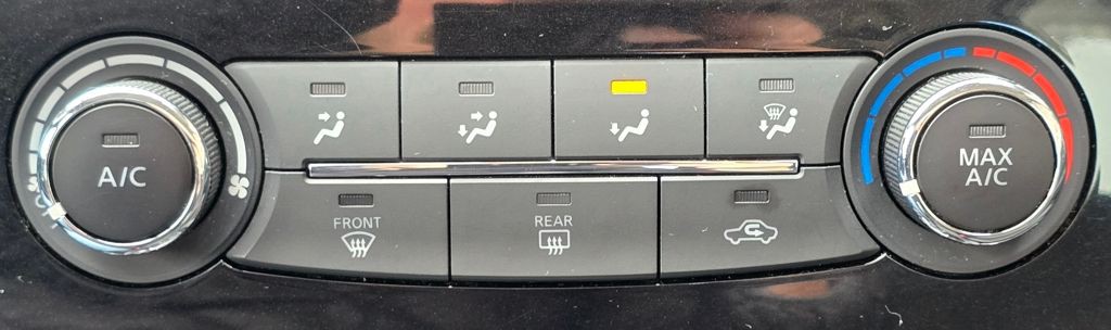 2019 Nissan Rogue Image 28