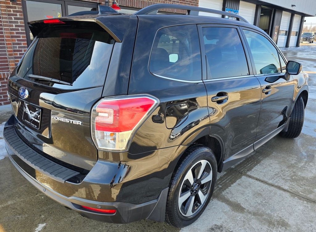 2018 Subaru Forester Image 7