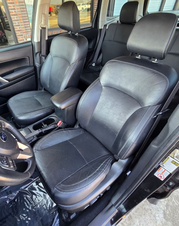 2018 Subaru Forester Image 19