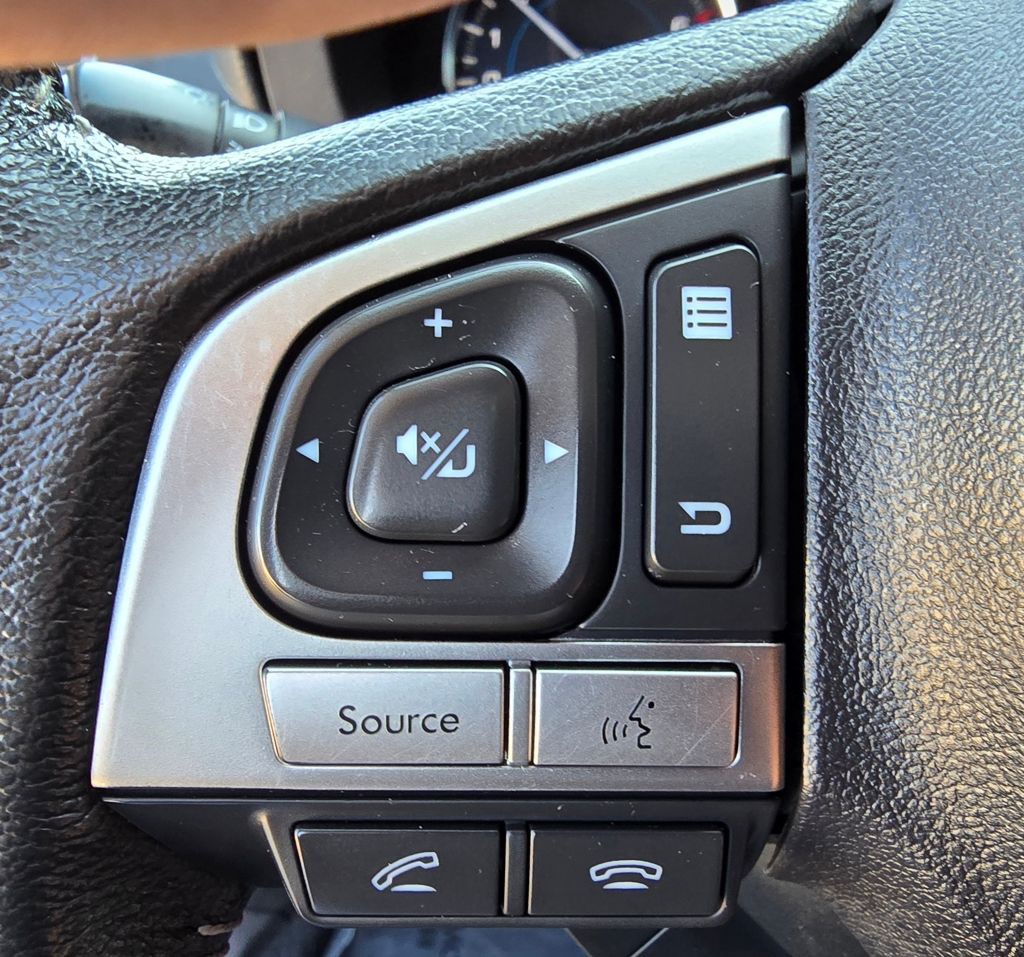 2018 Subaru Forester Image 24