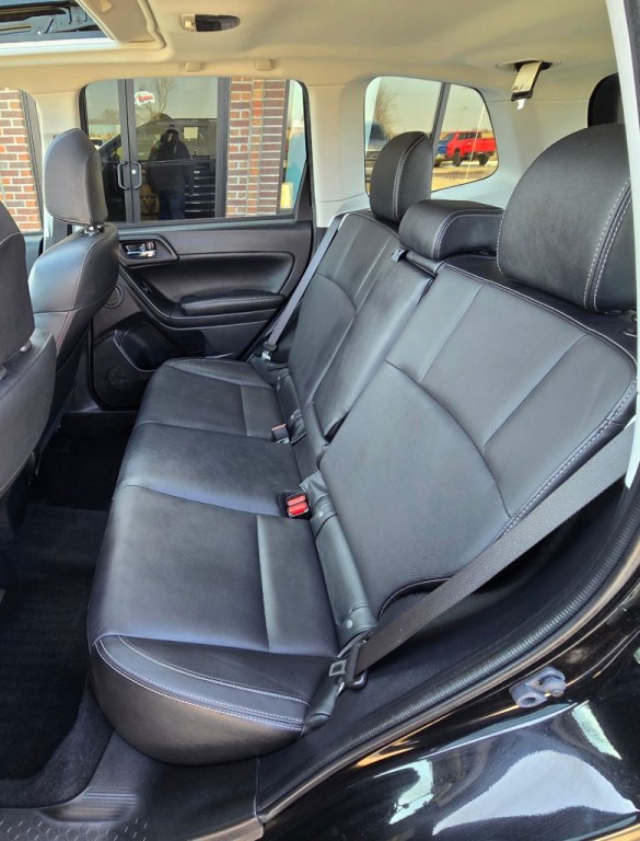 2018 Subaru Forester Image 36