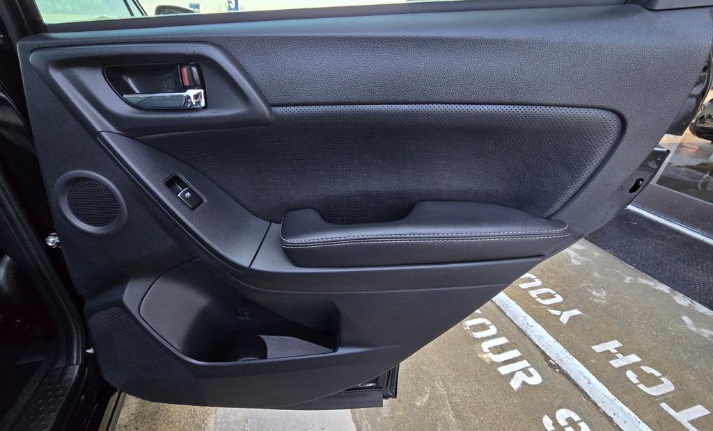 2018 Subaru Forester Image 41