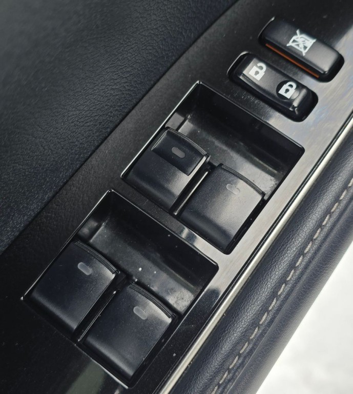 2018 Lexus ES Image 15