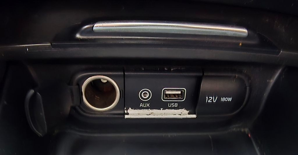 2020 Kia Optima Image 12