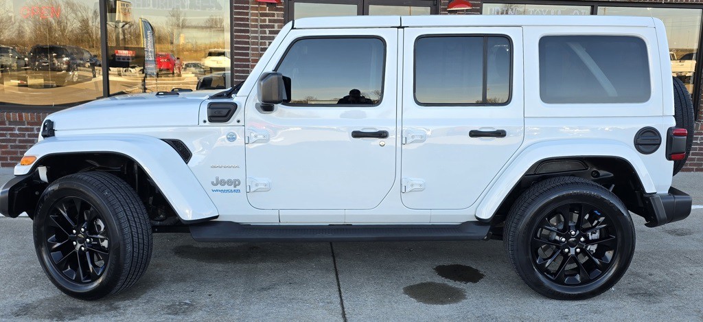 2022 Jeep Wrangler Image 4