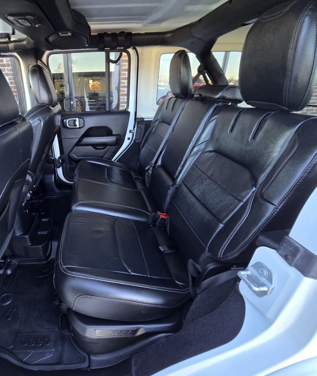 2022 Jeep Wrangler Image 39