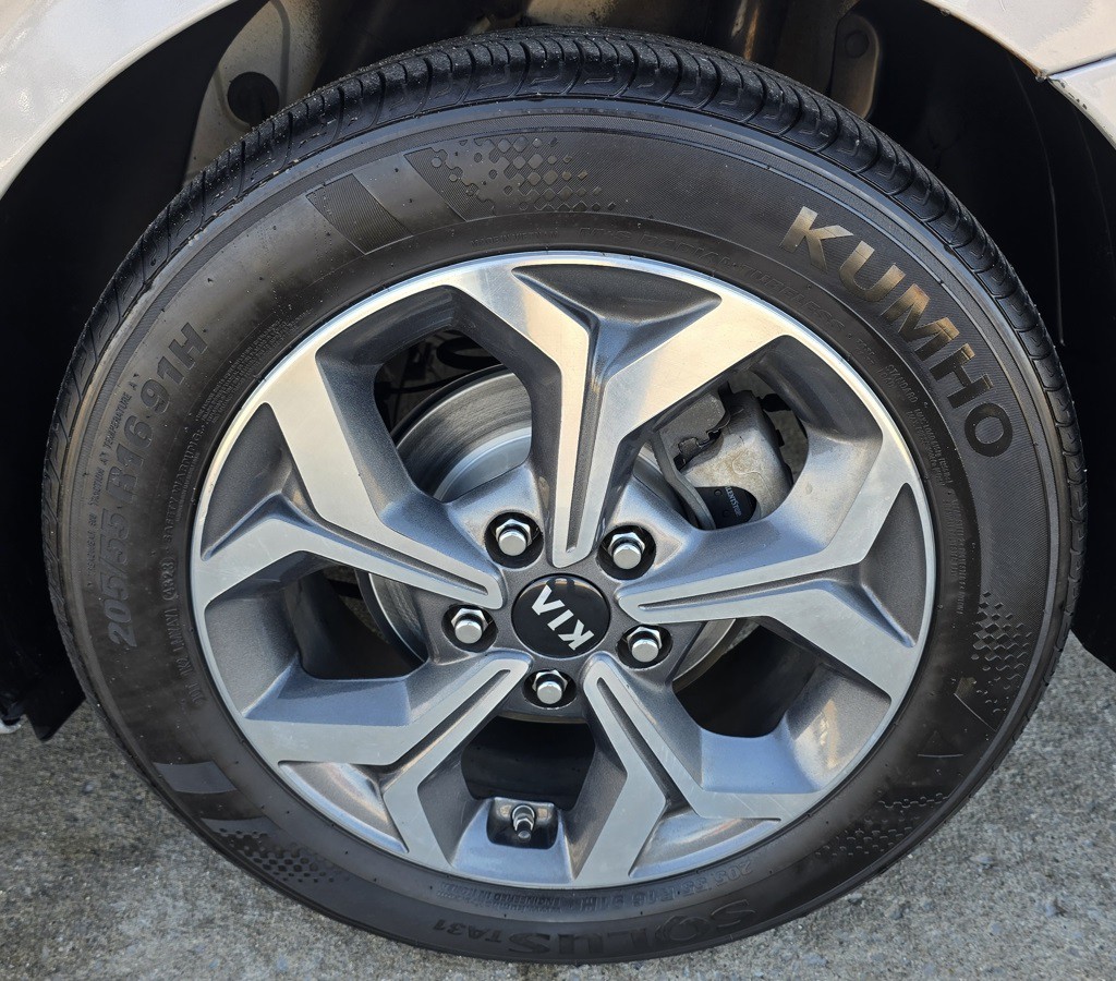 2021 Kia Forte Image 11