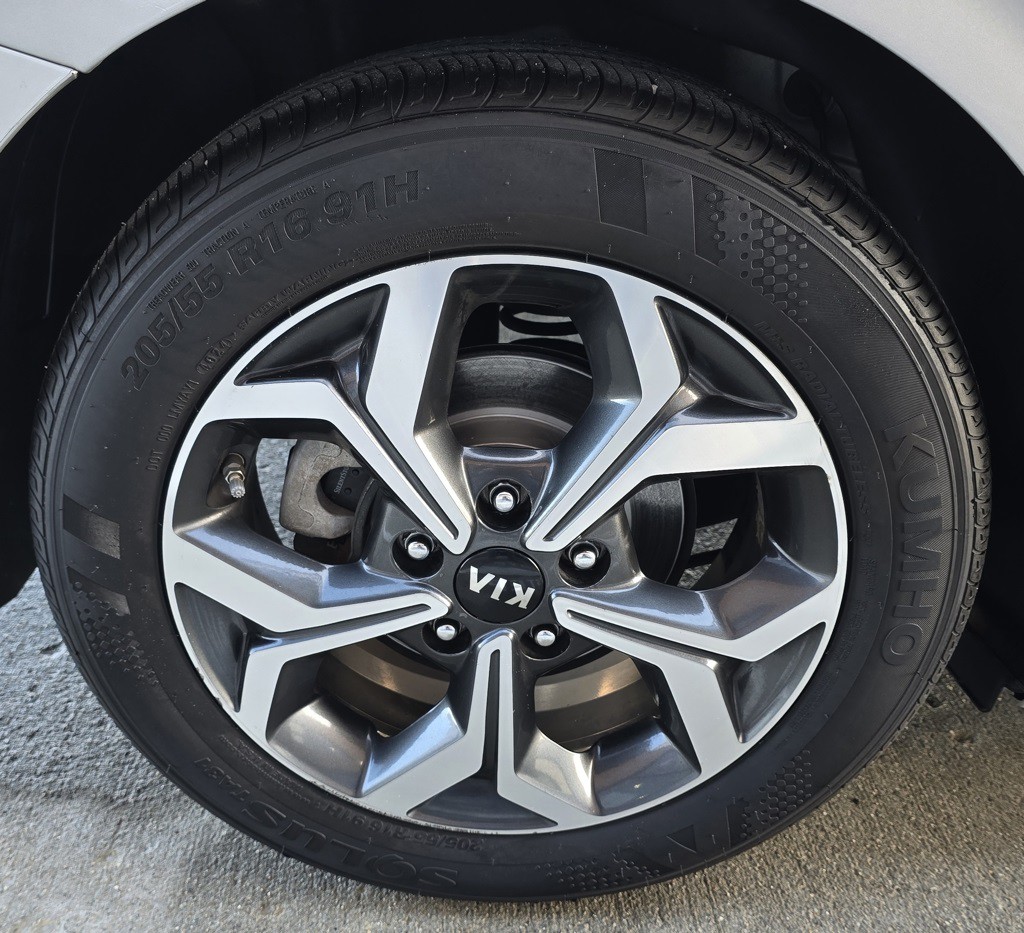 2021 Kia Forte Image 12