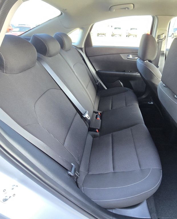 2021 Kia Forte Image 35