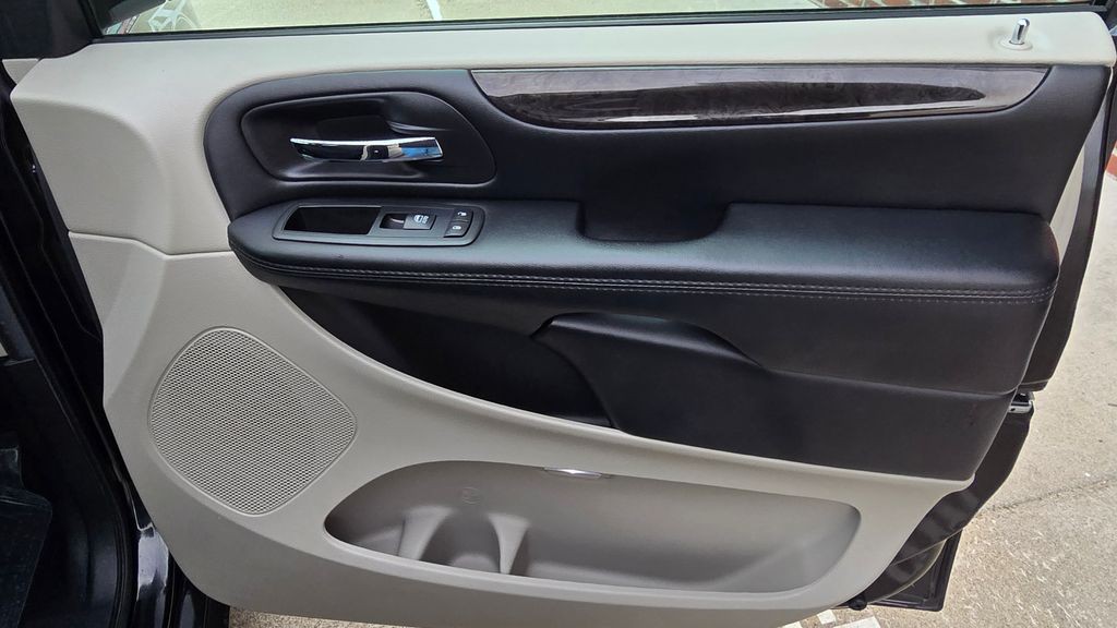 2019 Dodge Grand Caravan Image 35