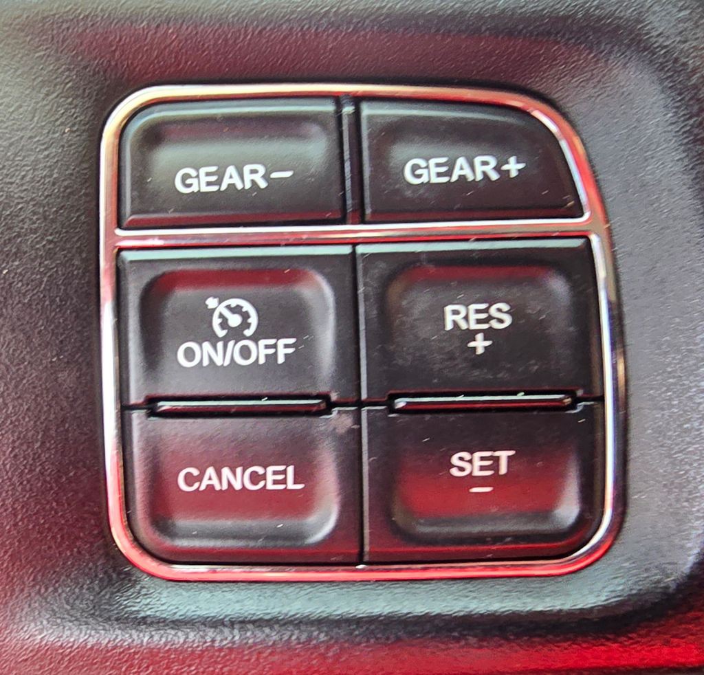 2017 RAM 1500 Image 29