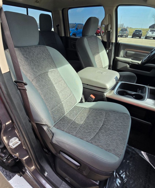 2017 RAM 1500 Image 45