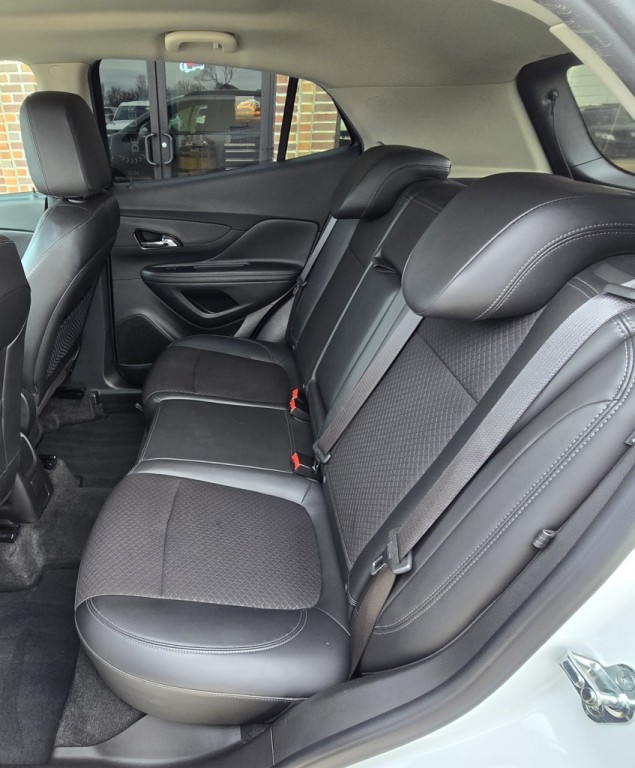 2017 Buick Enclave Image 16