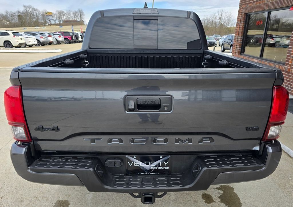 2021 Toyota Tacoma Image 8