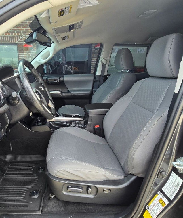 2021 Toyota Tacoma Image 20