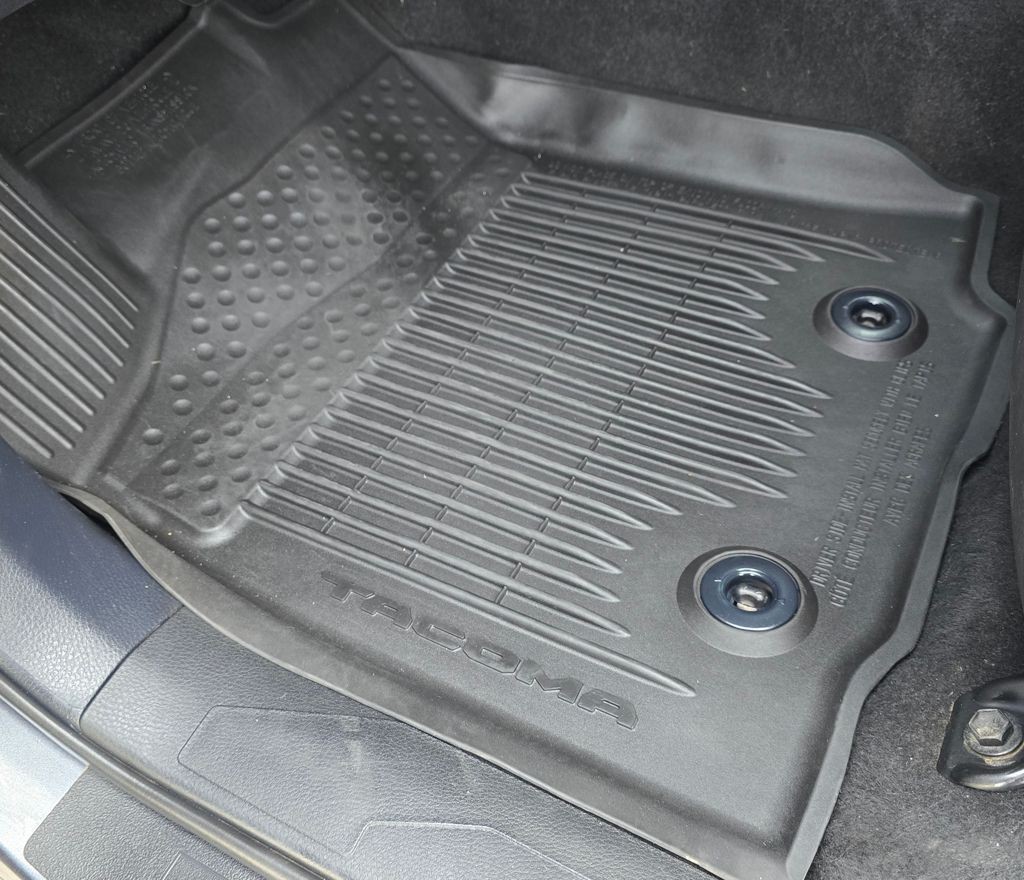 2021 Toyota Tacoma Image 23