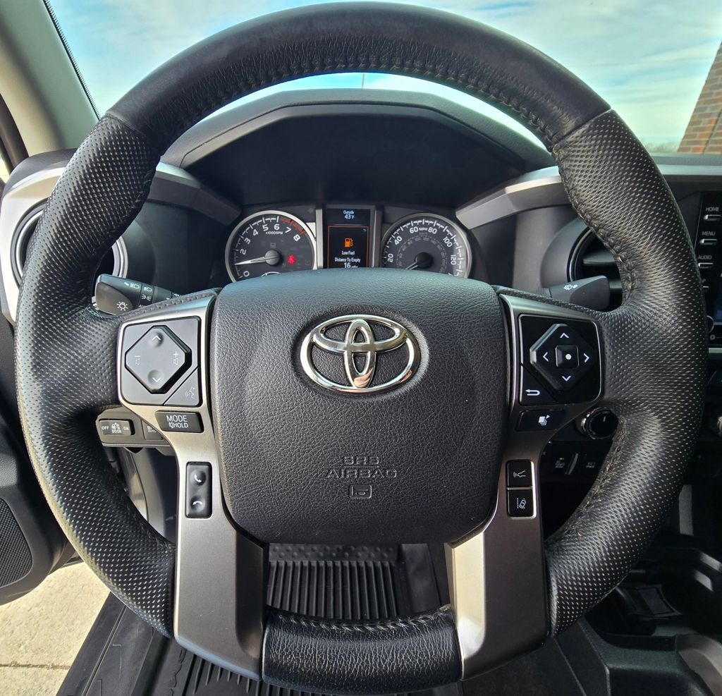 2021 Toyota Tacoma Image 29