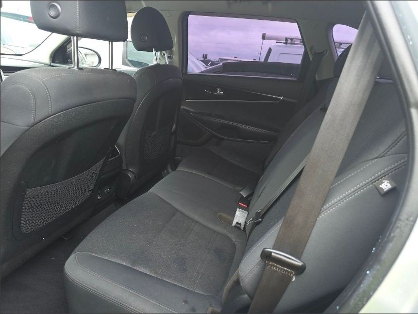 2019 Kia Sorento Image 7