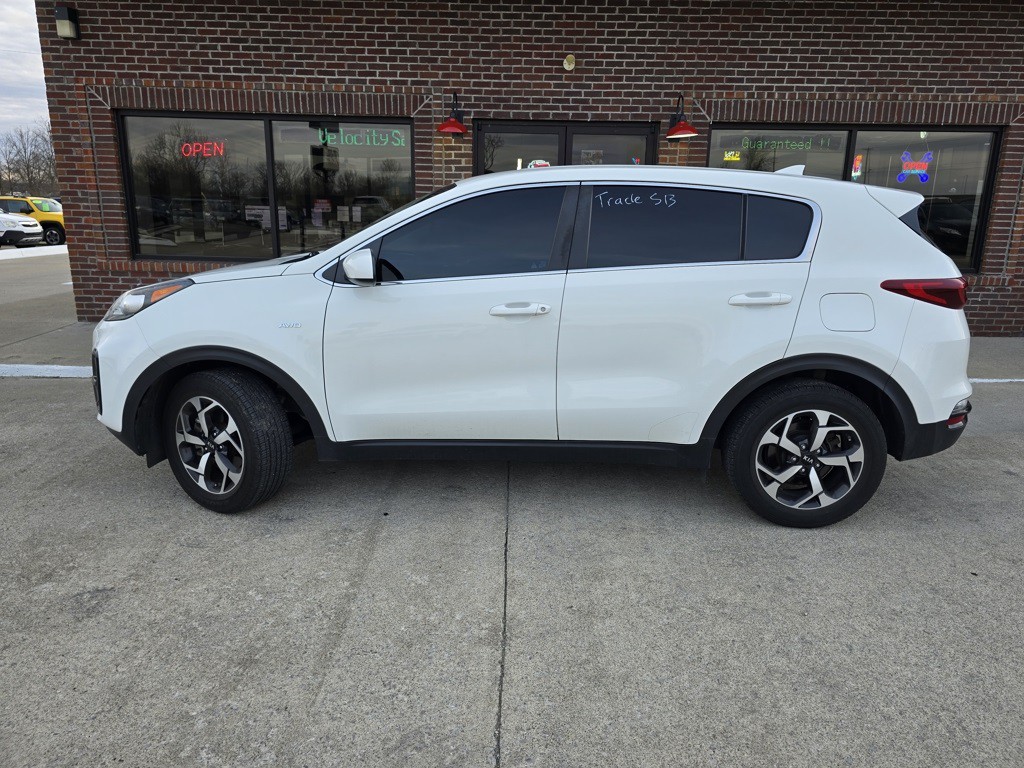 2021 Kia Sportage Image 3