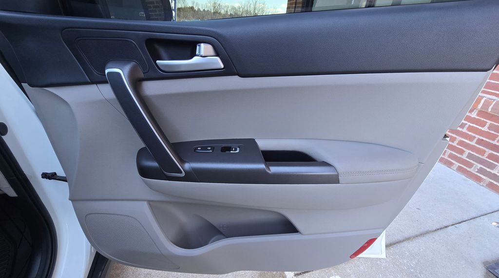2021 Kia Sportage Image 35