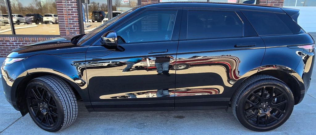 2020 Land Rover Range Rover Evoque Image 4