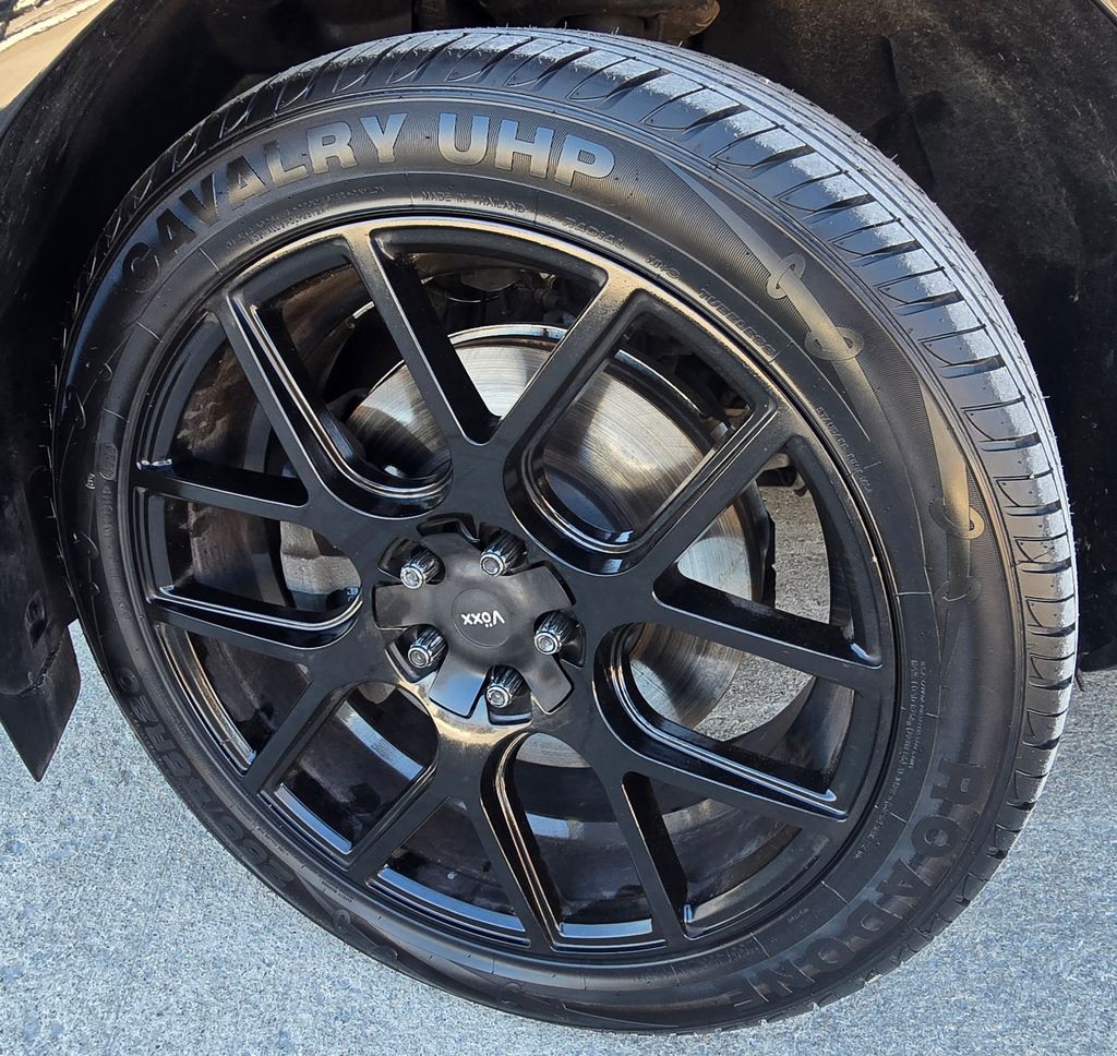 2020 Land Rover Range Rover Evoque Image 12