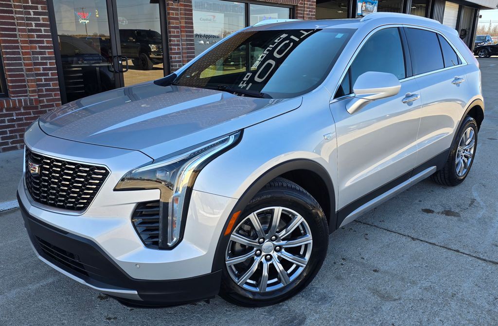 2019 Cadillac XT4 Image 2