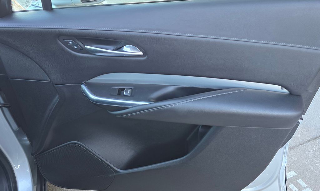 2019 Cadillac XT4 Image 39