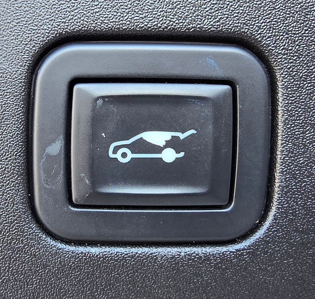 2019 Cadillac XT4 Image 46