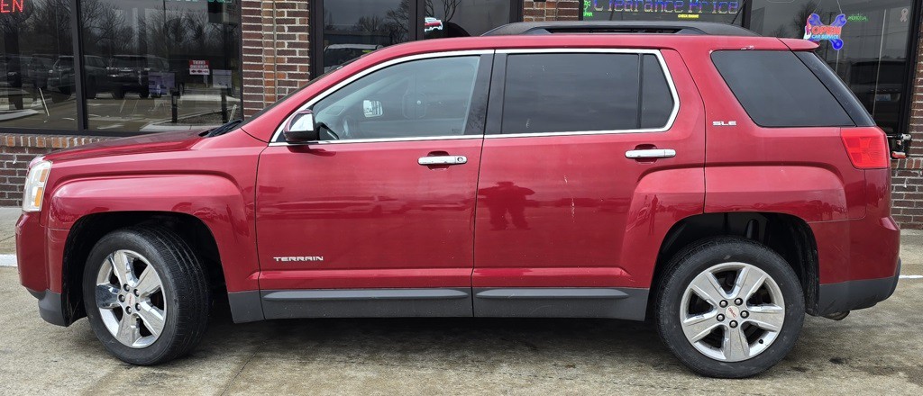 2015 GMC Terrain Image 2