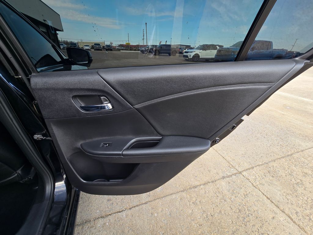2014 Honda Accord Image 36