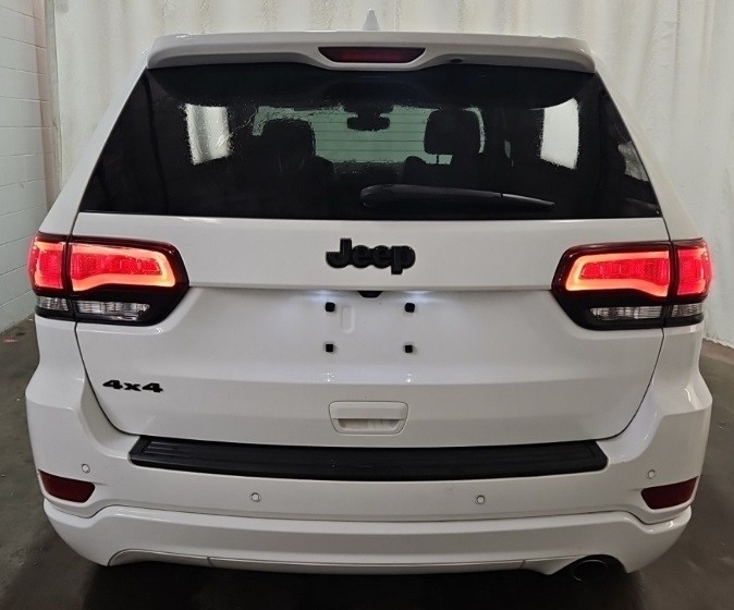 2019 Jeep Grand Cherokee Image 3