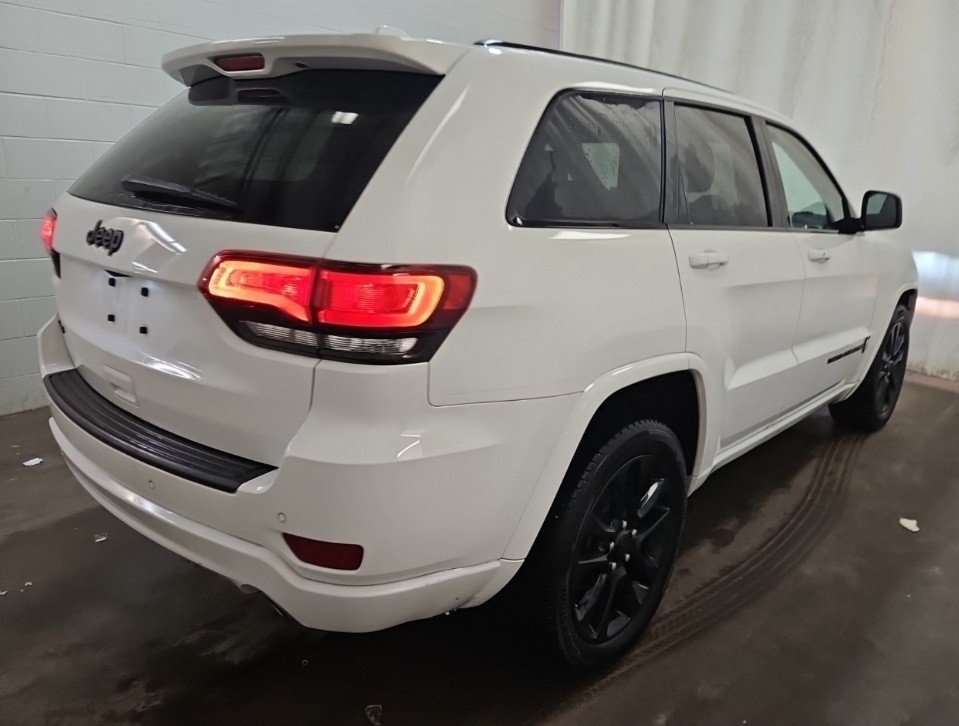 2019 Jeep Grand Cherokee Image 4
