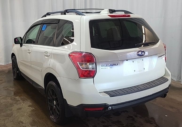 2016 Subaru Forester Image 2