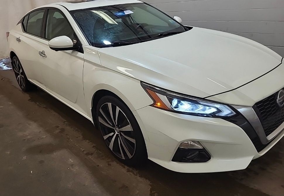 2020 Nissan Altima Image 4