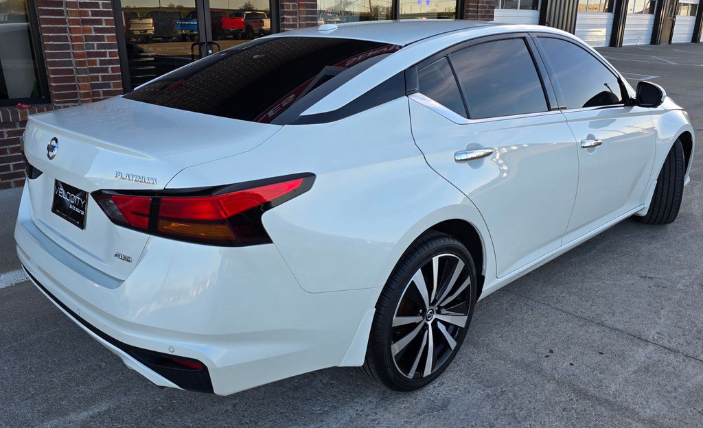 2020 Nissan Altima Image 7